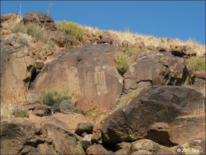 2010-10-09_picto-petro-glyph-inyo-sh-1860.jpg