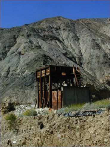 2005-03_panamint_19_surprise.jpg