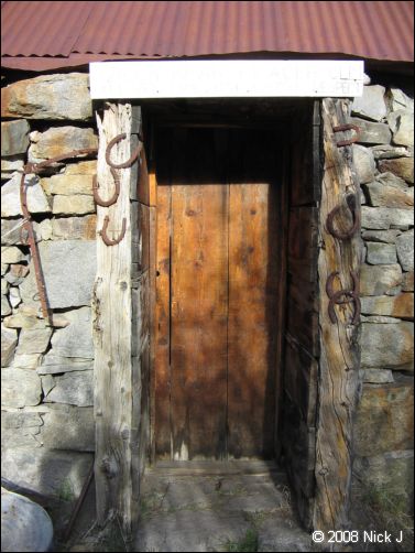 2008-04_inyo_saline_img_0129.jpg
