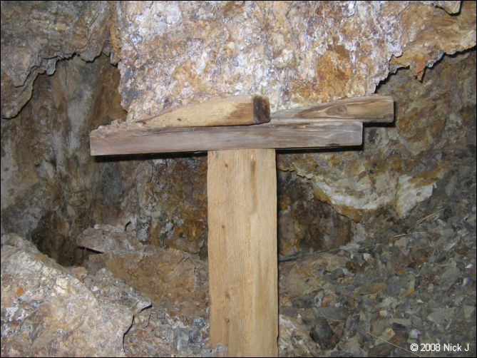 2008-04_inyo_saline_img_0239.jpg