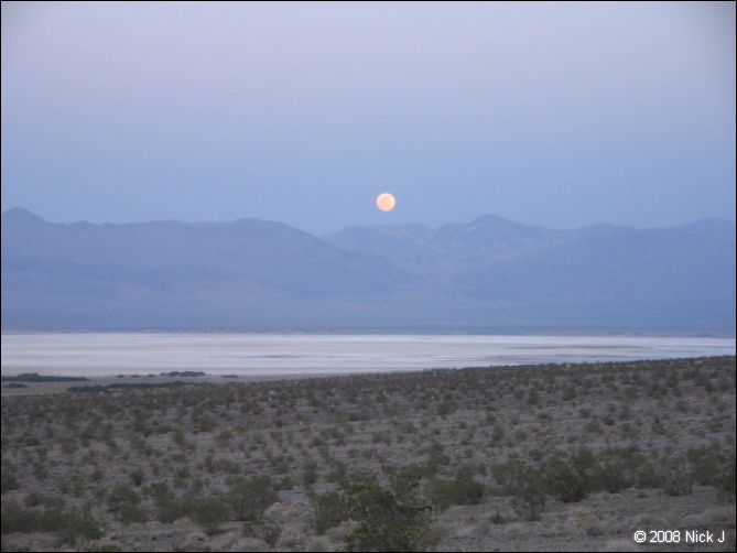 2008-04_inyo_saline_img_0038.jpg