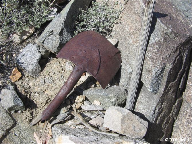 2009-04-inyo-lone-miner-nj-093.jpg