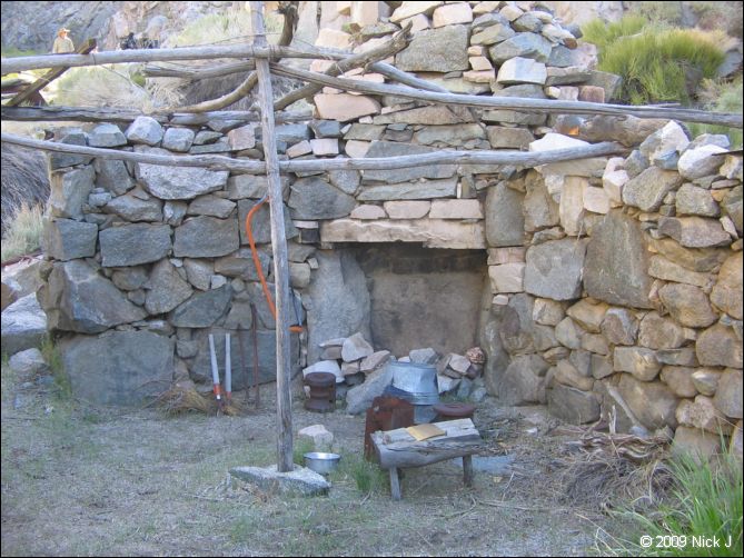 2009-04-inyo-lone-miner-nj-122.jpg