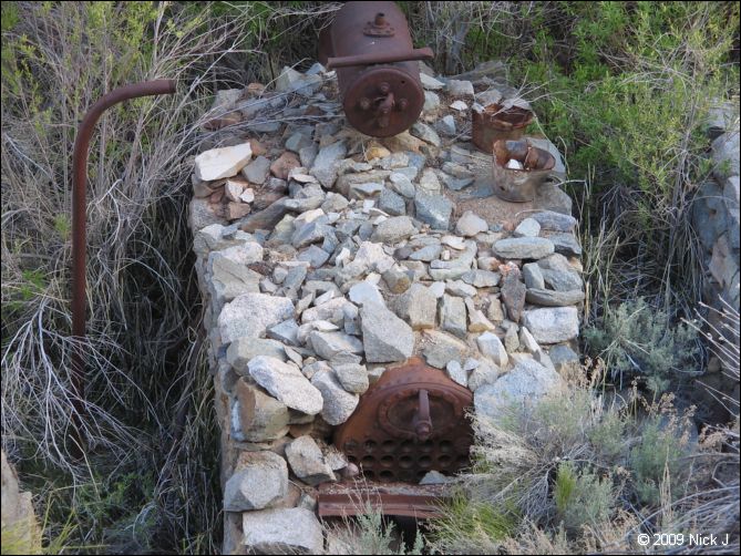 2009-04-inyo-lone-miner-nj-125.jpg