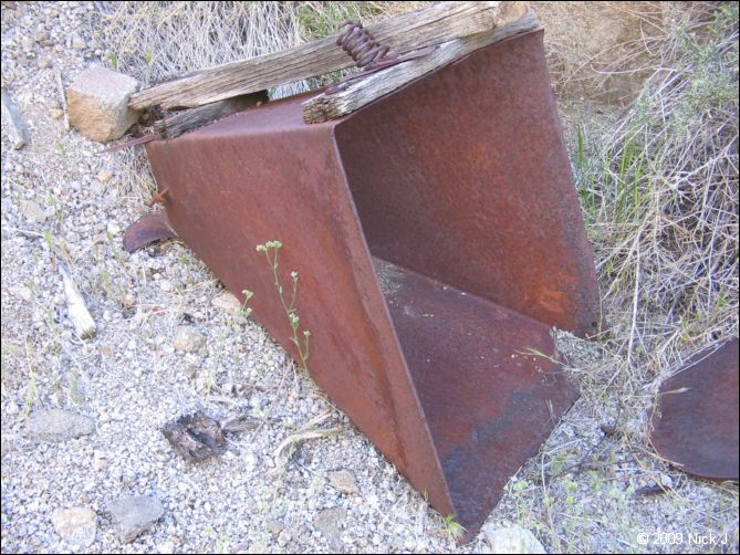 2009-04-inyo-lone-miner-nj-127.jpg
