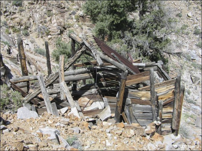 2009-04-inyo-lone-miner-nj-199.jpg