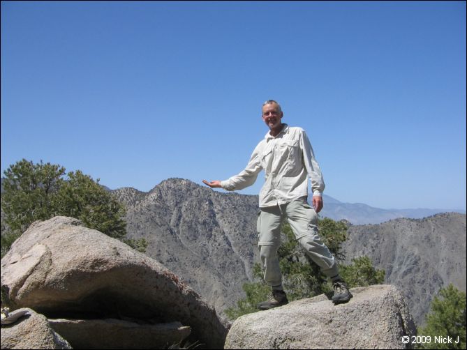 2009-04-inyo-lone-miner-nj-155.jpg