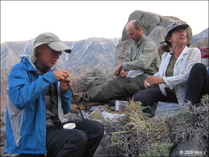 2009-04-inyo-lone-miner-nj-225.jpg