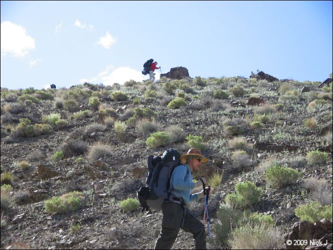 2009-04-inyo-lone-miner-nj-013.jpg