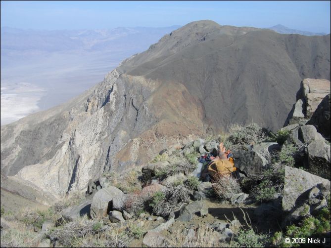 2009-04-inyo-lone-miner-nj-216.jpg