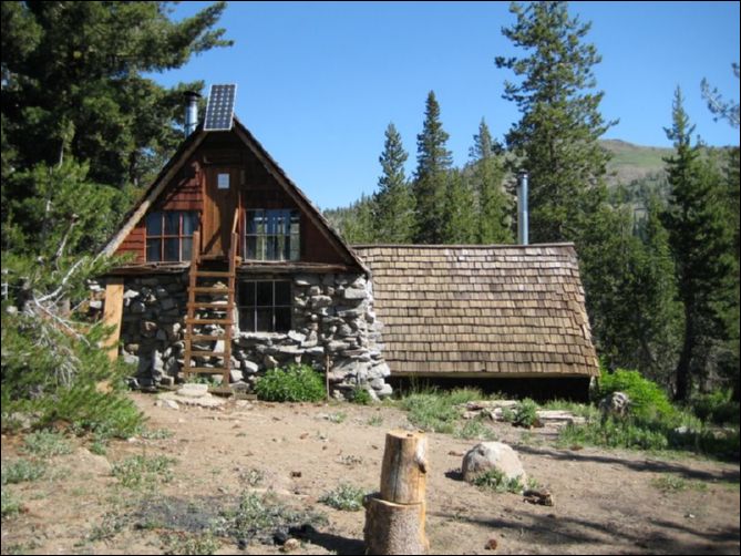 2010-08-05_castle_peak_bk_1580.jpg