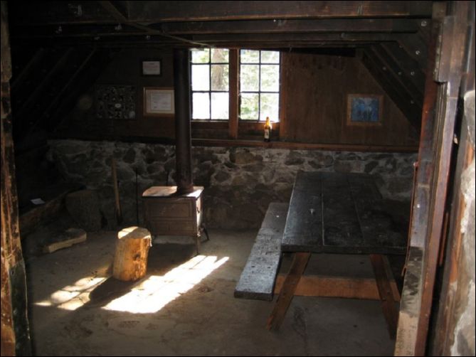2010-08-05_castle_peak_bk_1585.jpg